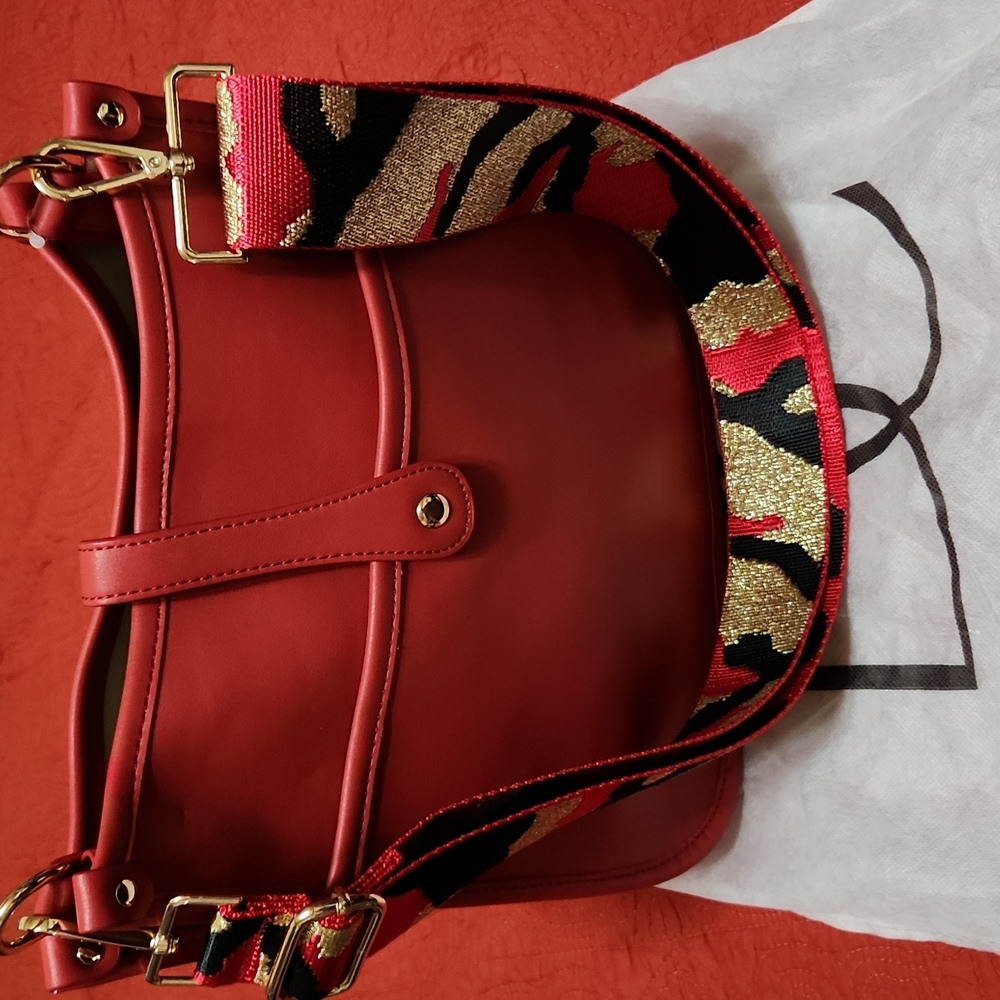 Messenger Handbag - Picture 2 of 3